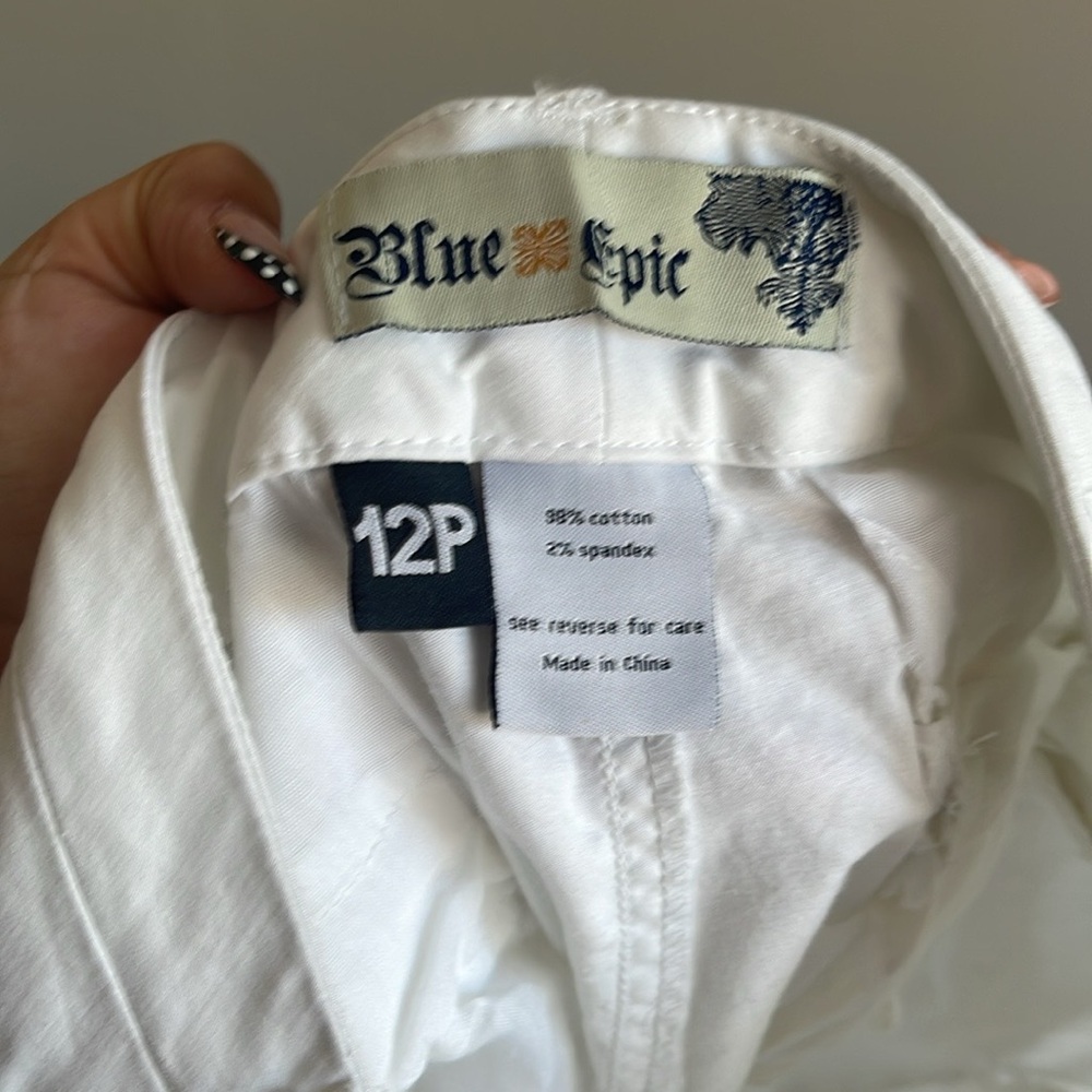 NWT Blue Epic White Bermuda Women's Shorts Size 12 - Picture 5 of 9
